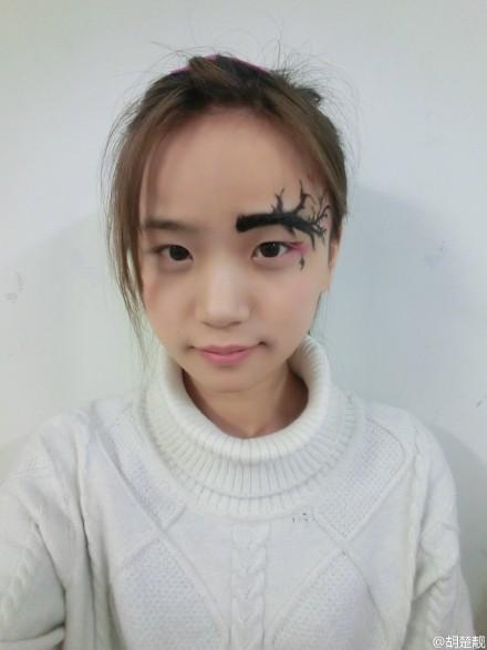 2016超级女声胡楚靓系网红她有什么背景? 胡