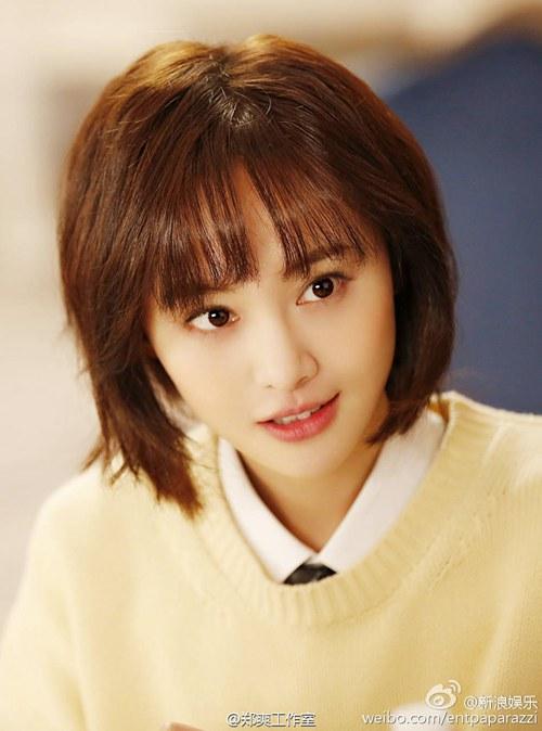 高圆圆晒美照短发娇俏 女星长发短发造型PK