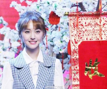 郑爽很旺夫?第一部作品就大火郑爽在娱乐圈的