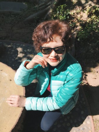 成都姑娘 47岁老爸颜值似男友  老妈像姐姐奶奶