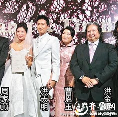 中韩明星情侣现状:宋承宪刘亦菲热恋 戚薇李承