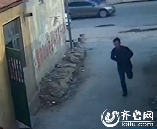 一足疗店屡遭抢劫 嫌疑人为惯犯欲劫财劫色(图