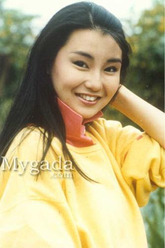 李嘉欣秀好身材否认怀孕 纯天然无ps八十年代大陆美女明星一览