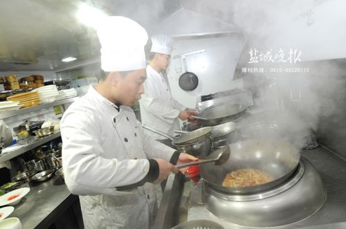 盐城一素食餐厅素红烧肉纯素披萨颇受青睐