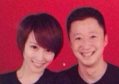 沈腾和女友王琦领证 孙俪邓超 刘强东奶茶妹妹 罕见明星结婚证照片曝光