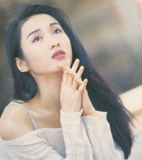 李嘉欣秀好身材否认怀孕 纯天然无ps八十年代大陆美女明星一览