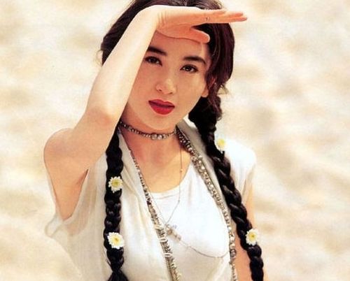 李嘉欣秀好身材否认怀孕 纯天然无ps八十年代大陆美女明星一览