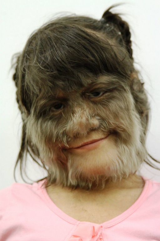 母鸡生出迷你蛋比鹌鹑蛋还小 盘点全球各种奇