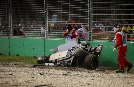 西班牙F1车手阿隆索再遇车祸侥幸逃生(高清组