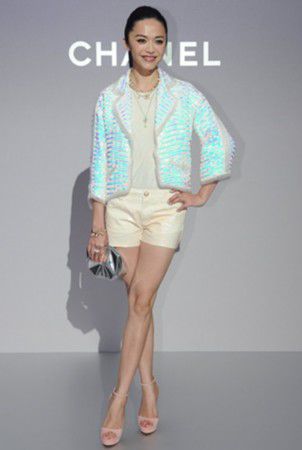 李冰冰美照秀腿:滚蛋吧 秋裤君! 盘点美貌美腿