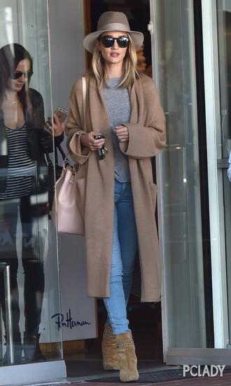 Rosie-Huntington-Whiteley