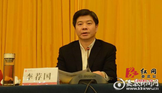 �����