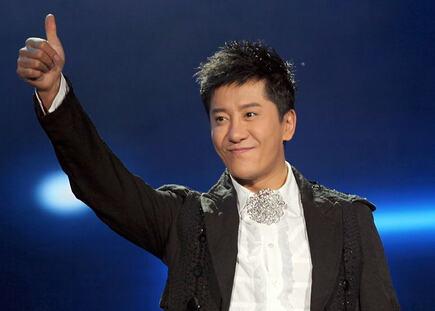 毛宁获释首晒自拍 扒其公开回应同性恋传闻真相(组图) - 中国网山东时尚 - 中国网 山东