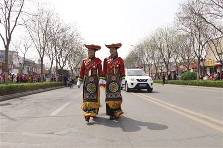 海东市旅游推介代表团应邀参加2016中国(开封