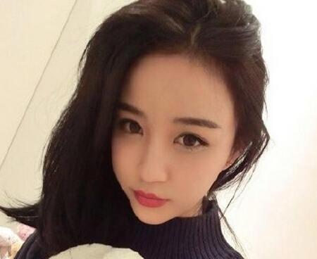  王思聪 回四川扫墓 疑结新欢 :曾是艺考10大美女