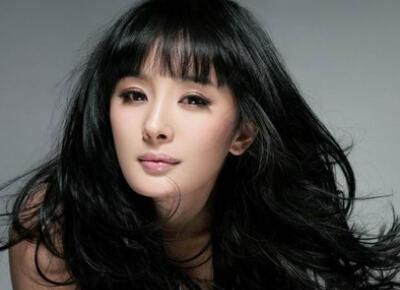 杨幂调侃友人被称心机girl 深扒杨幂离婚事件整