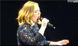 阿黛尔唱到一半突然没声音,粉丝的反应太感人