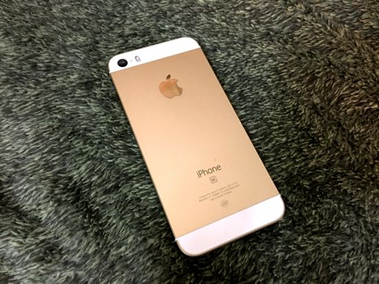 小苹果iPhone SE评测:比想象中的好