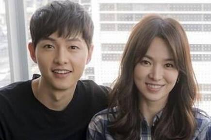 宋仲基宋慧乔共享美食 网曝宋仲基现在香港旅