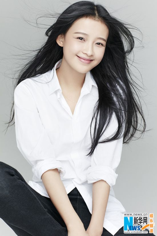 孙怡告别白衣校园 推率性职场风率性气质