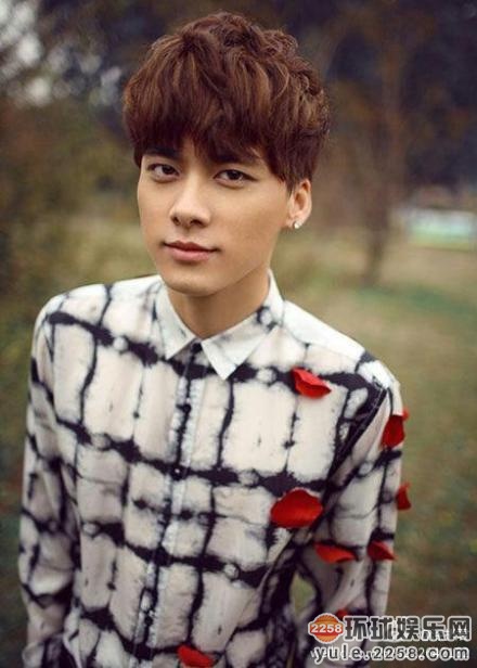 李钟硕金秀贤李易峰鹿?吴亦凡 扒扒国民男神的