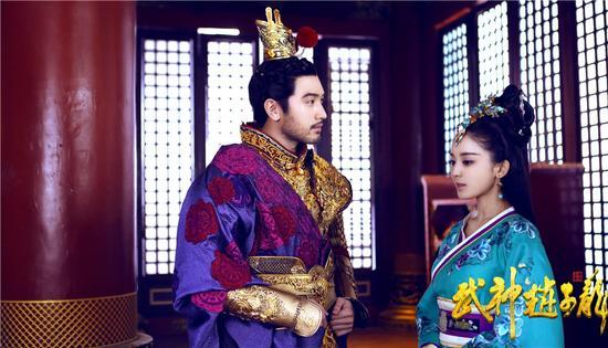 武神赵子龙林更新林允儿地咚火花迸射 上演花