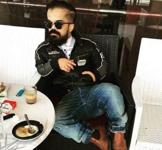 摩洛哥身高1.3米男子网上晒肌肉 俘获无数少女