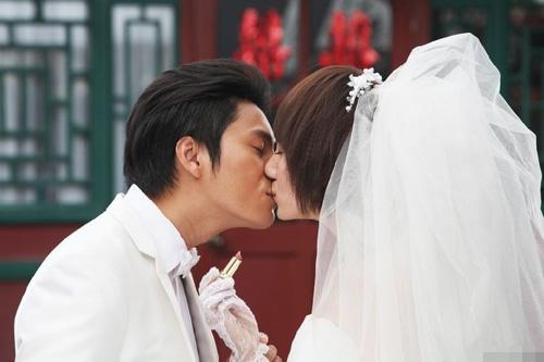 前妻的婚纱照_婚纱照图片室内