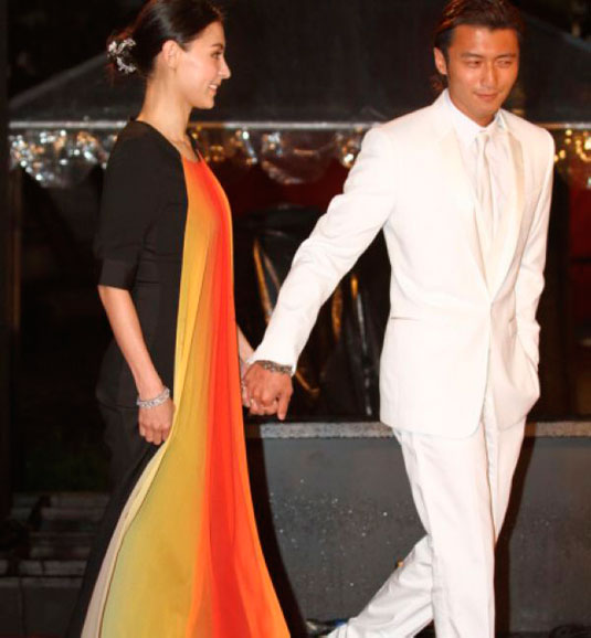 谢霆锋王菲牵手慢跑张柏芝复出挣钱 锋芝昔日