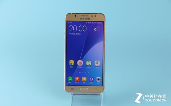 升级金属边框 三星Galaxy J7(2016)评测
