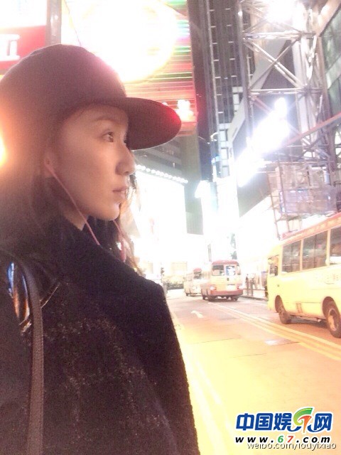 《爱情公寓5》主演素颜 胡一菲霸气不再 诺澜