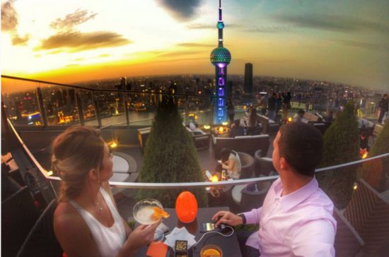 世界那么大!英情侣放弃高薪工作环游世界(组图