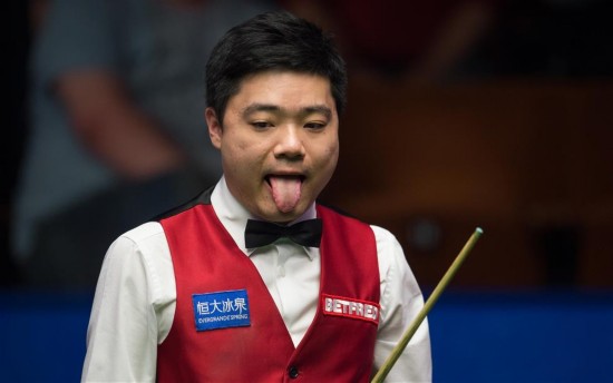 斯诺克世锦赛:丁俊晖晋级第二轮