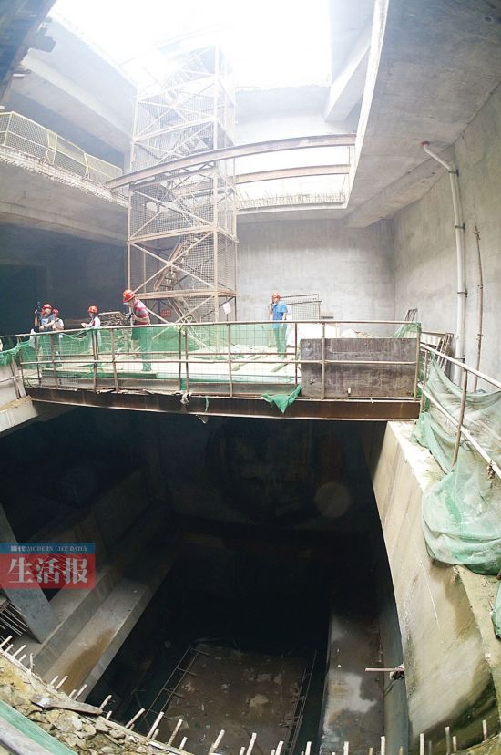 http://www.people.com.cn/mediafile/pic/20160422/7/15744785487563019351.jpg