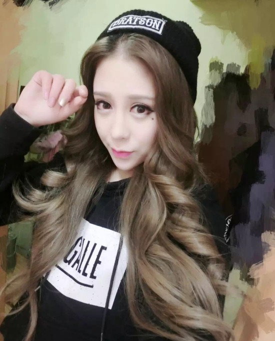 寻找下一个樊玲!欧洲杯的中国足球宝贝(组图)