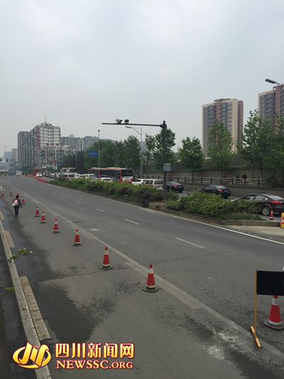 电子眼抓拍 强闯驷马桥下穿出城将罚100扣3