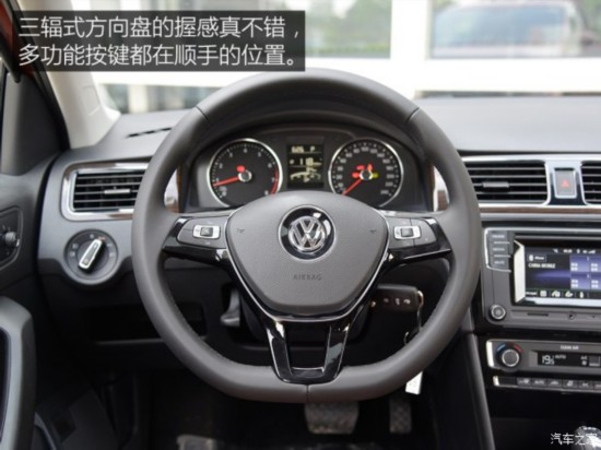  ɣ 2015  230TSI DSG