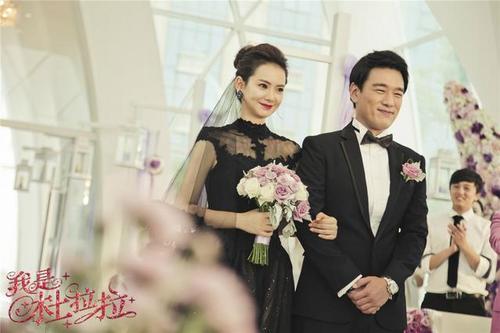 黑色婚纱图片_黑色婚纱图片高清(2)