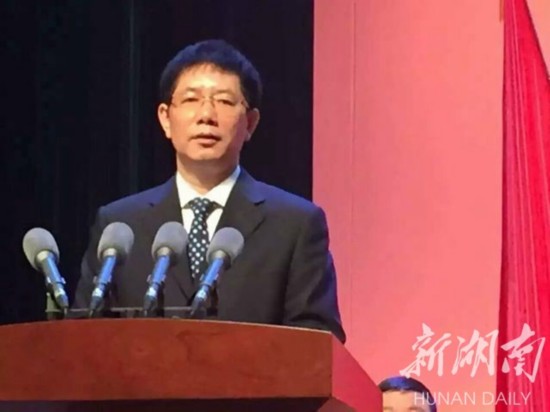 快讯:刘事青当选邵阳市人民政府市长(简历\/图)