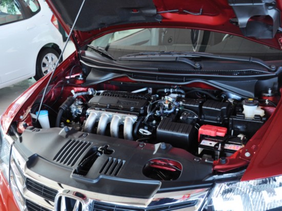 广汽本田 风尚 1.5L 自动 发动机主体特写