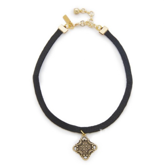 Vanessa Mooney Choker (�ۦ���) 
