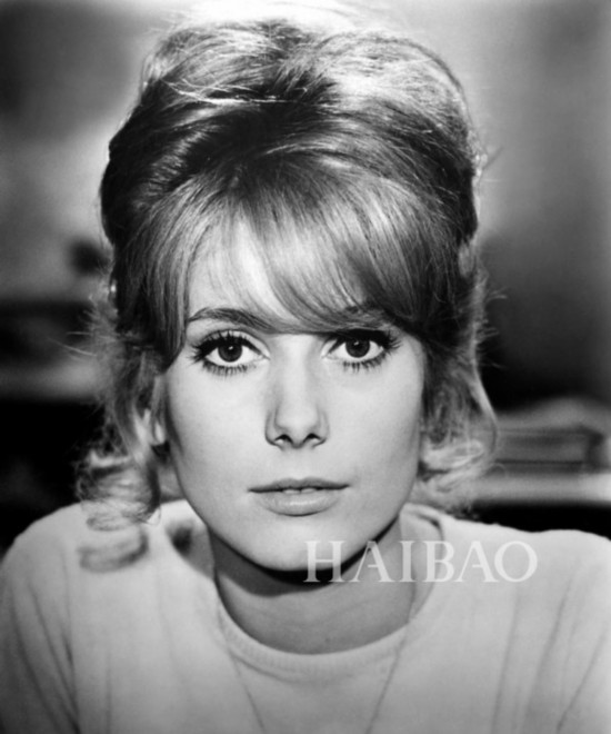 ͷYPwǪ (Catherine Deneuve)