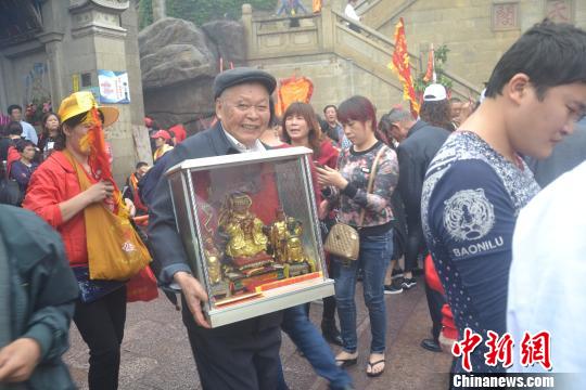 媽祖故裡福建湄洲掀起“天下媽祖回娘家”高潮