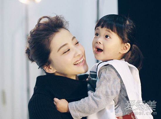 董洁儿子帅刘涛女儿美 明星宝贝们最新照