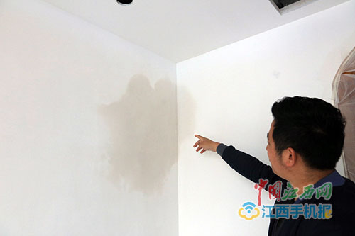 南昌银亿上尚城业主新房漏水三年(图)
