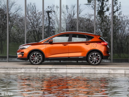 吉利帝豪GS今晚正式上市 拼的就是颜值