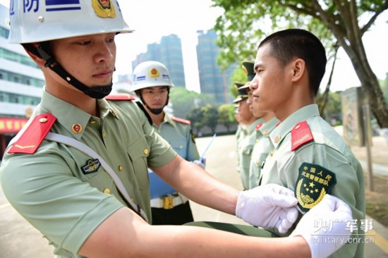 武警新老标识区别：更加符合作战要求