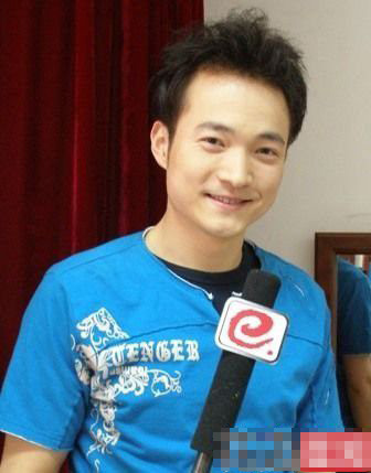 杨幂脚臭扬名娱乐圈　揭秘明星不为人知身体缺陷