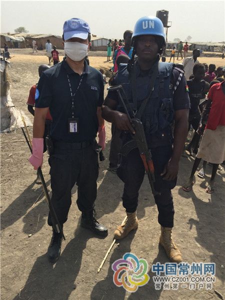 常州警察非洲维和纪实:火箭弹离我仅50米--人民