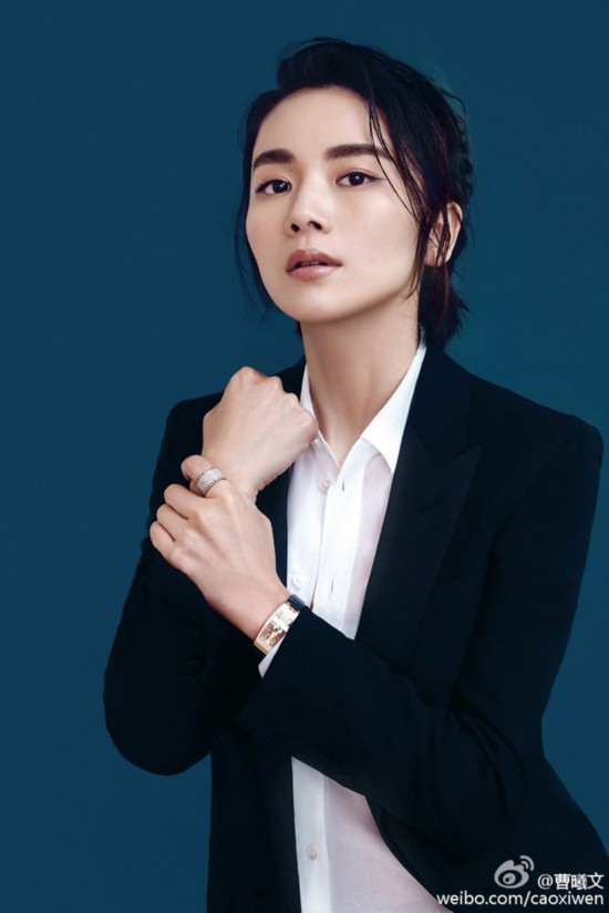 曹曦文中性西服写真 自嘲:喜欢上男装的自己